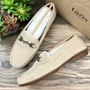 NIB Taos Bit Moc Loafer Flats Ice Suede